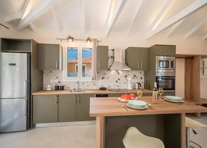 בית נופש Amazona סאמי